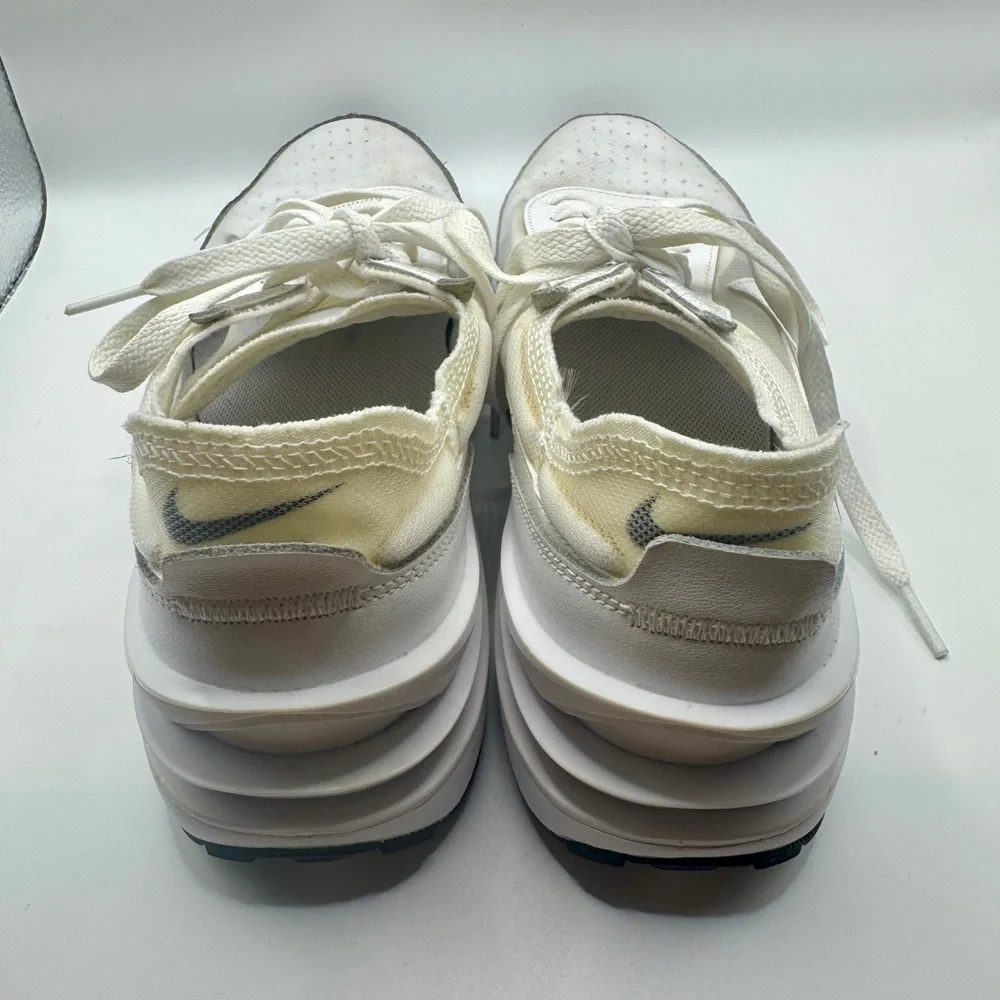 Nike waffle one white mesh sneakers activewear athleisure tennis shoes size 8